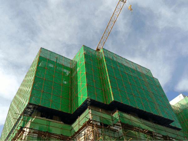 self climbing scaffolding